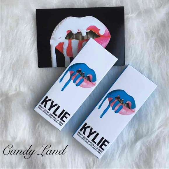 NWT Kylie Jenner Skylie Lip Kit